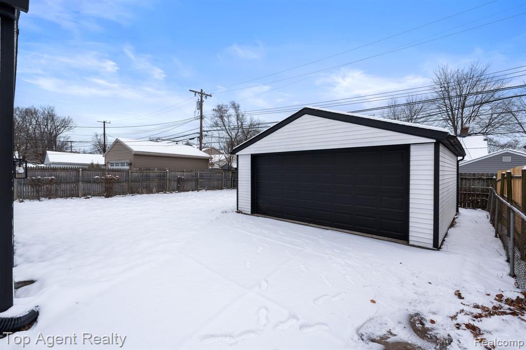 4048 Royal Avenue, Berkley, MI 48072 — Photo 33