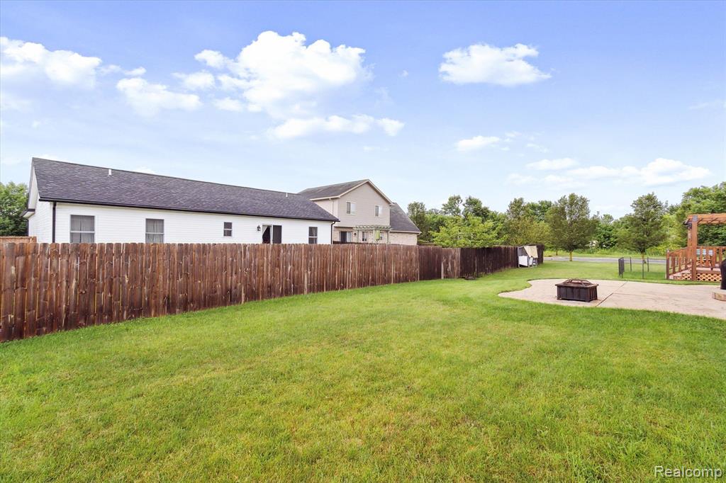 12226 HANNAH Lane, Carleton, MI 48117 — Photo 42