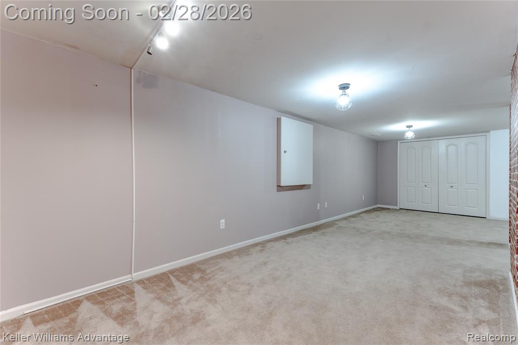 27455 Harrington Way, Novi, MI — Photo 32