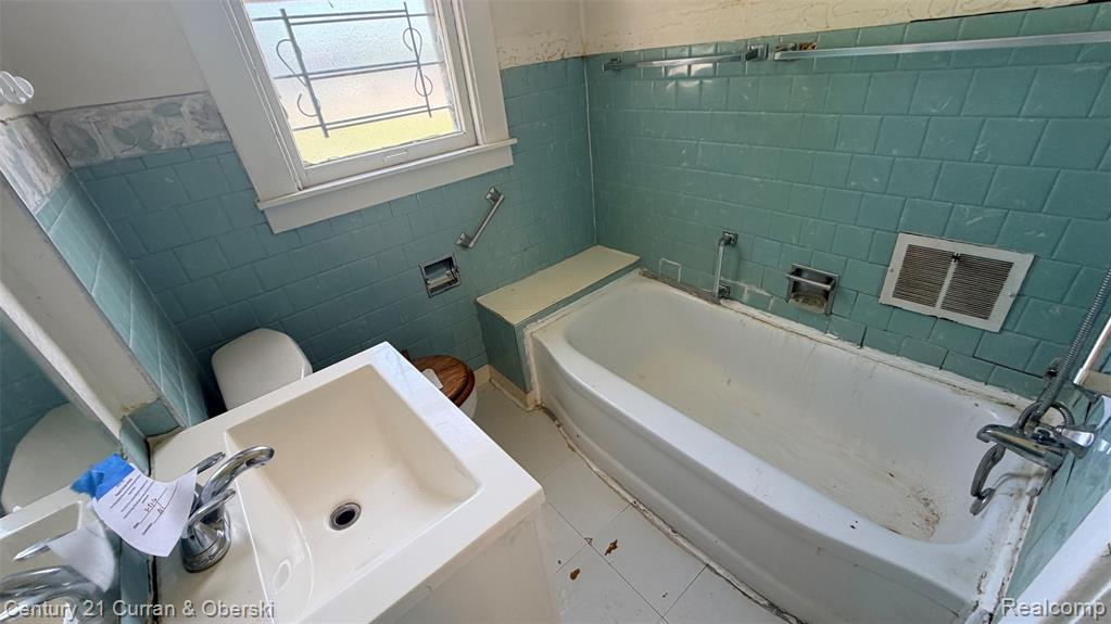 6324 Annland Street, Detroit, MI 48204 — Photo 6