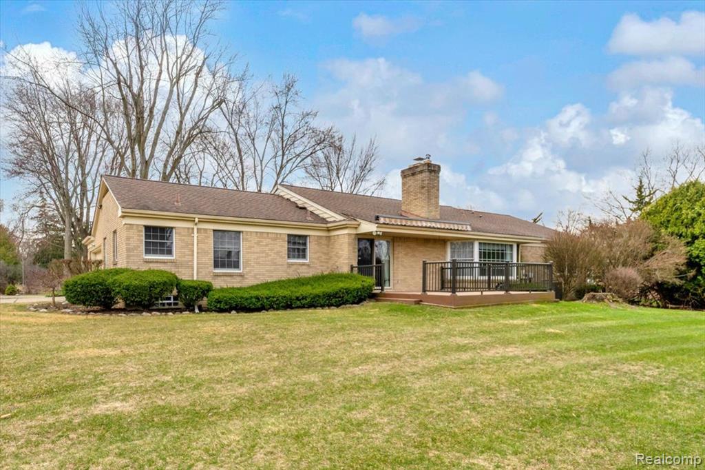 19010 Lacrosse Avenue, Lathrup Village, MI 48076 — Photo 39