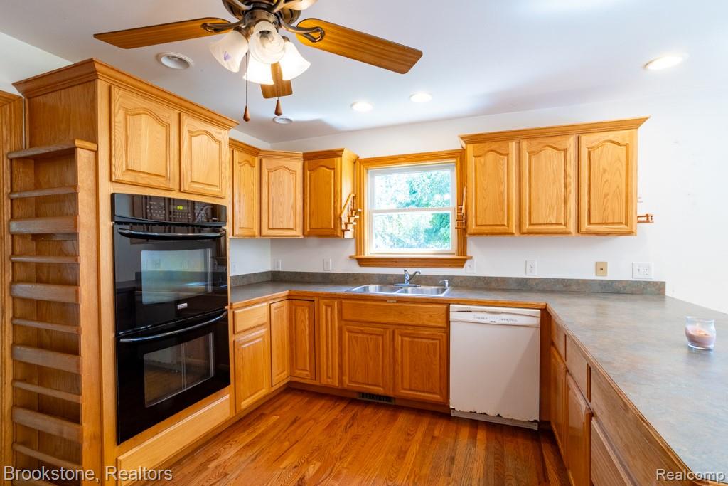 33100 30 Mile Road, Lenox, MI 48050 — Photo 14