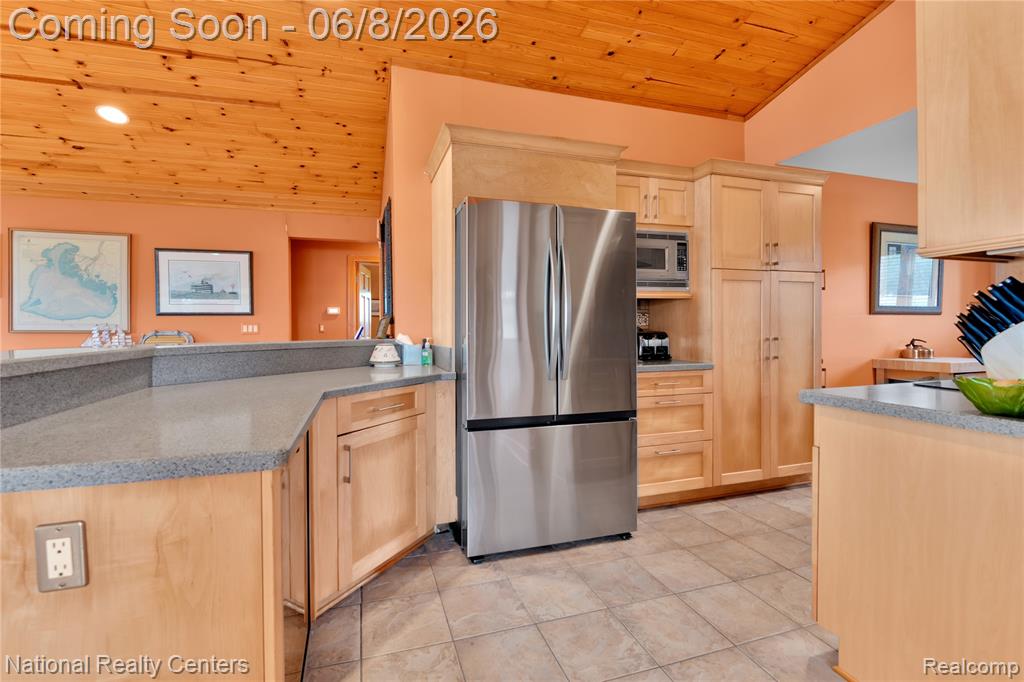 290 Kama Court, MI 48001 — Photo 9