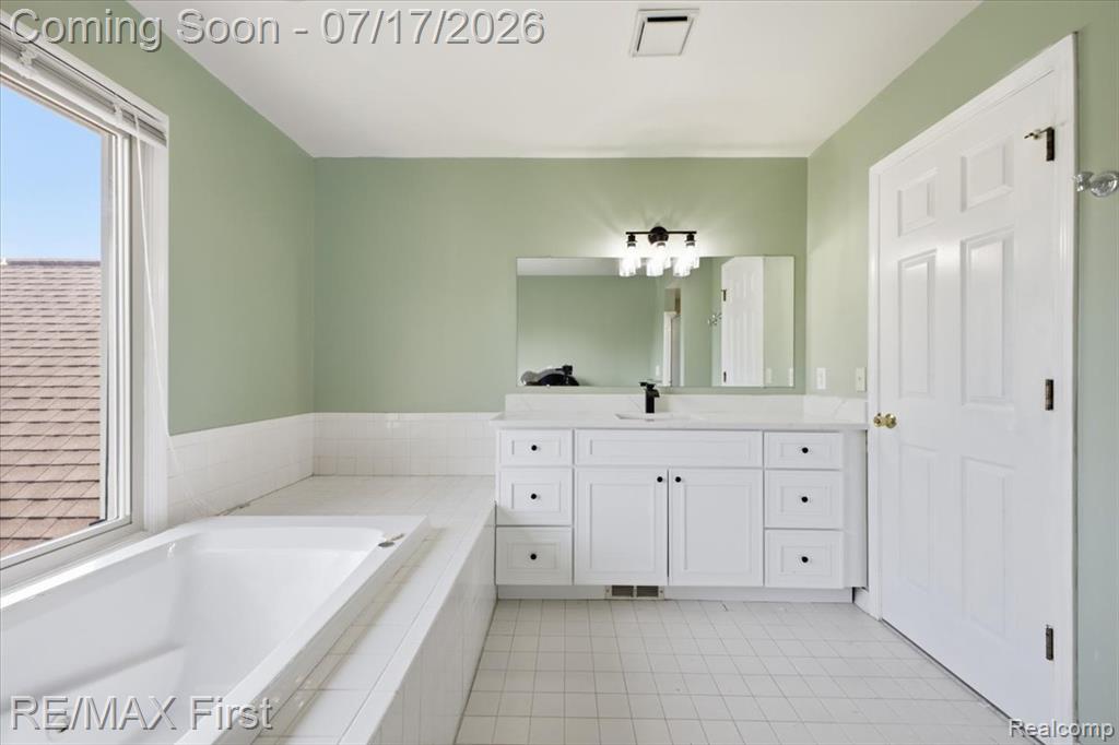 50443 Middle River Drive, Macomb, MI 48044 — Photo 40