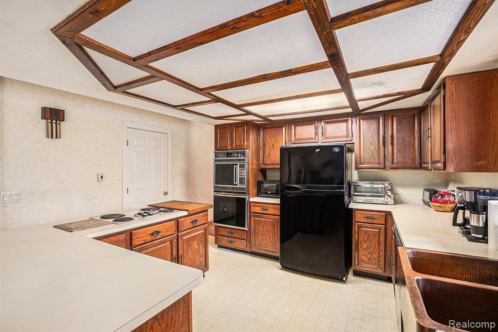 4100 Phillips Road, Metamora, MI 48455 — Photo 9
