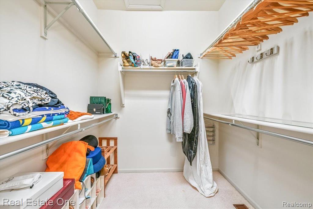 39612 GREENBRIER Court, Northville, MI 48168 — Photo 34