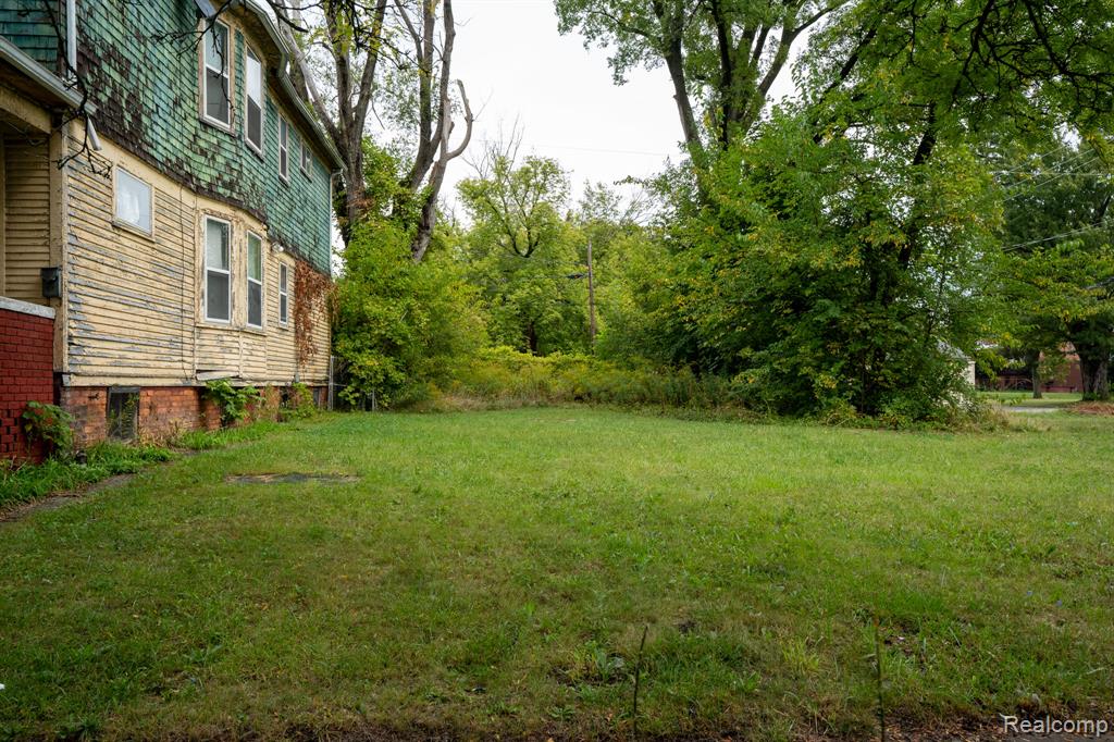 6913 Benson Street, Detroit, MI, 48207