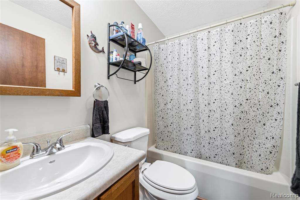 43865 Willow Road, Belleville, MI 48111 — Photo 12