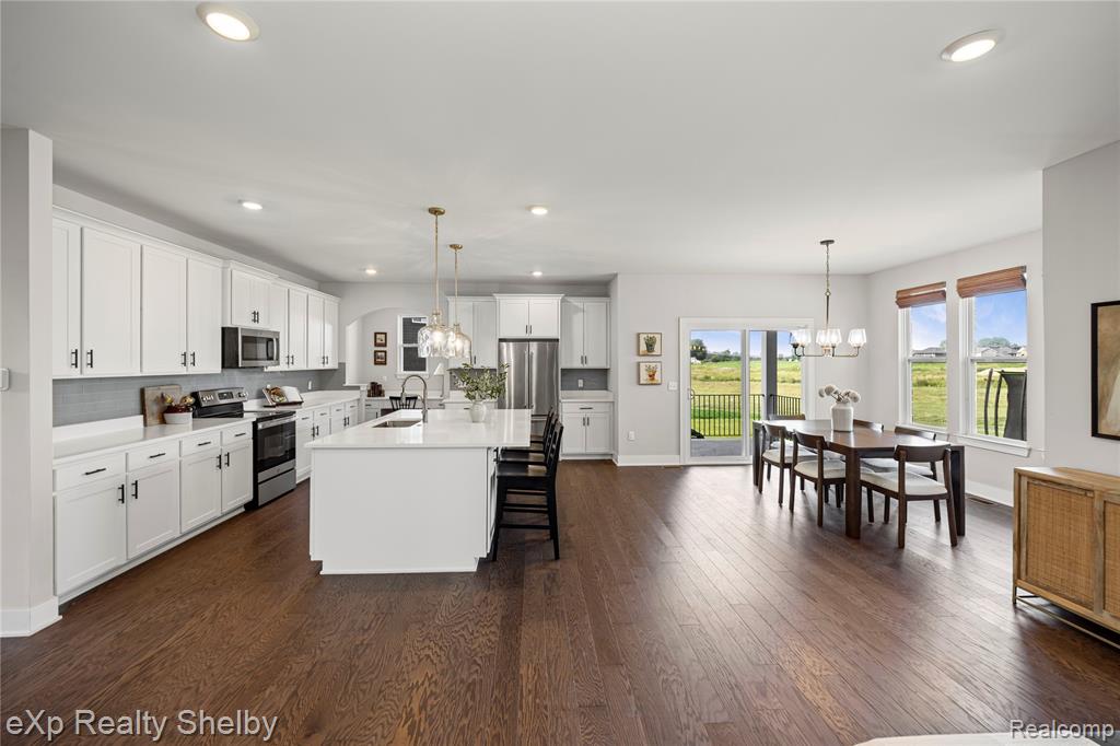 52322 Monaco Drive, Macomb, MI 48042 — Photo 10
