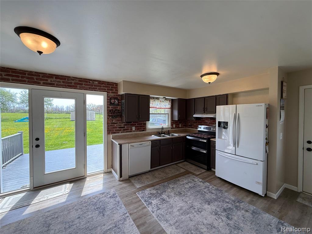 2128 Greenwood Road, Lapeer, MI 48446 — Photo 7