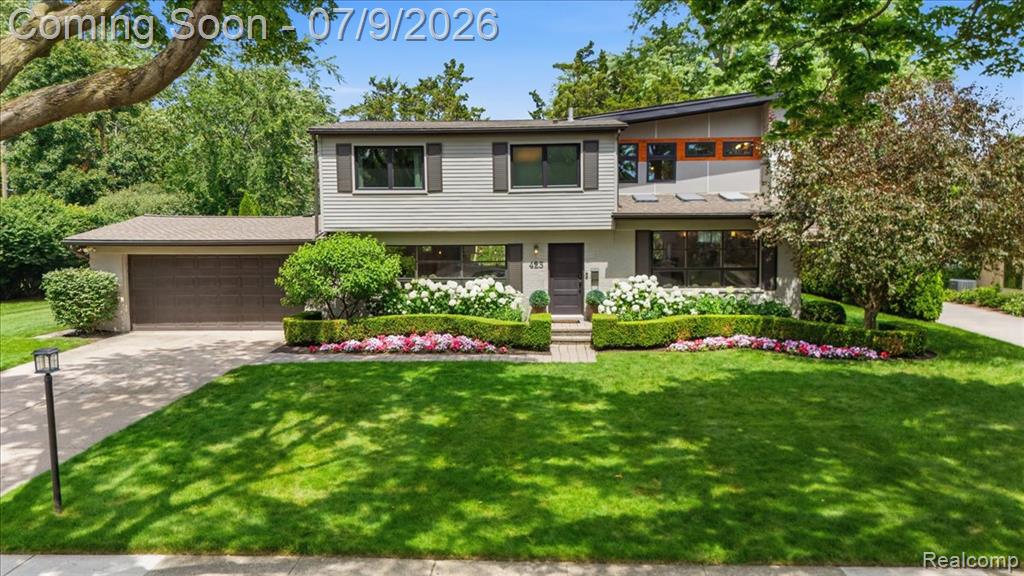 423 S Cranbrook Cross Road, Bloomfield Hills, MI 48301 — front exterior