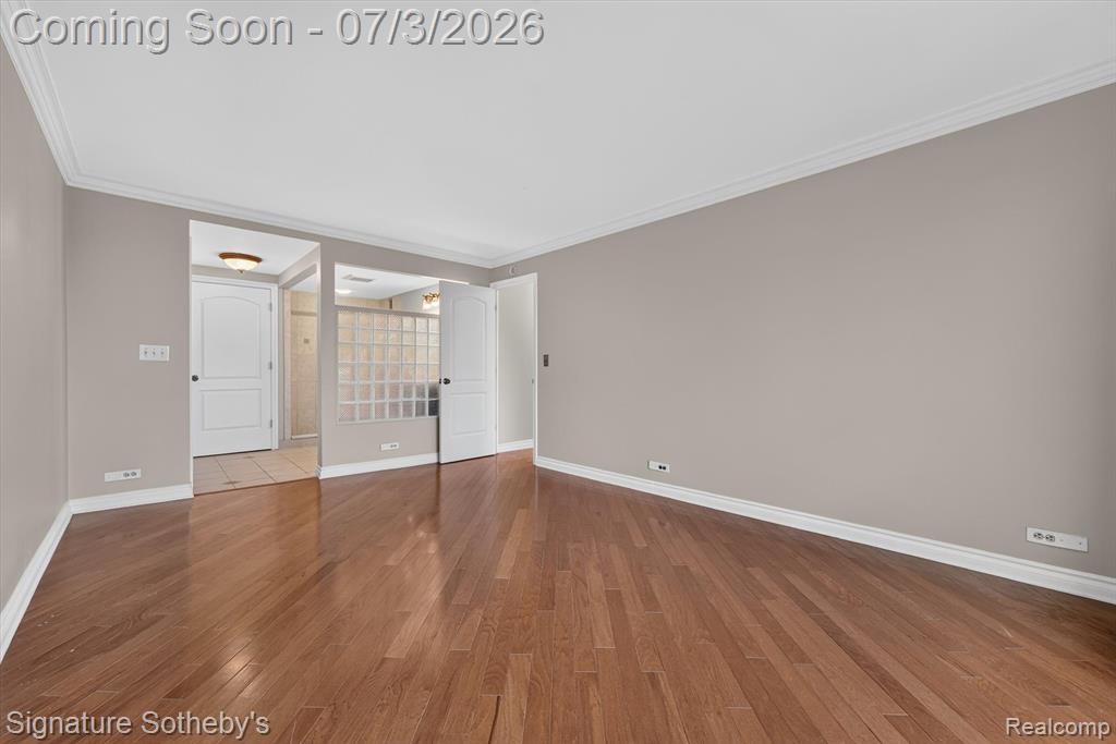 1300 E Lafayette Street, 912, Detroit, MI 48207 — Photo 24