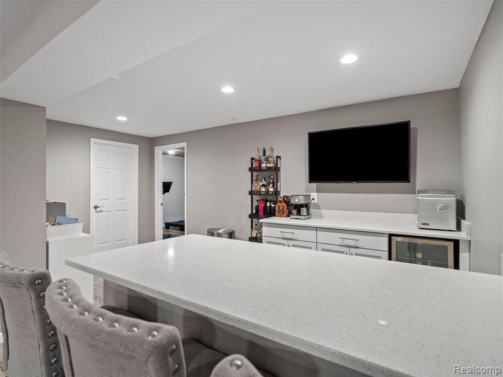 45877 ANDREW Drive, Macomb, MI 48044 — Photo 35