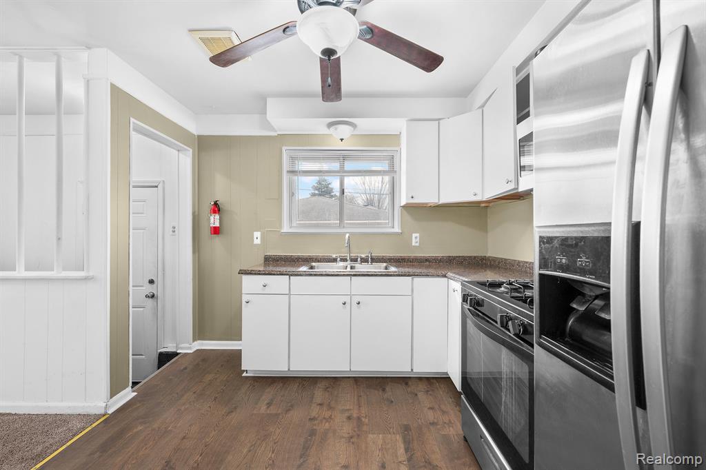 1009 BUICK Avenue, Ypsilanti, MI 48198 — Photo 9