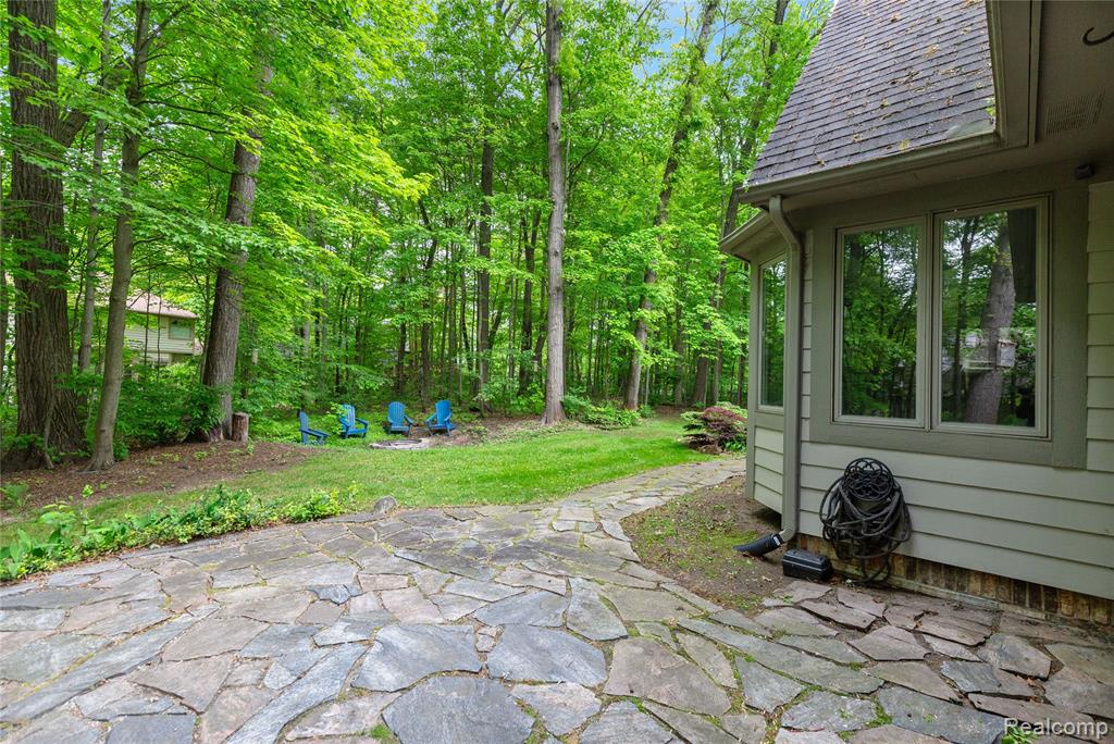 8268 Pine Lake Drive, Davisburg, MI 48350 — Photo 51