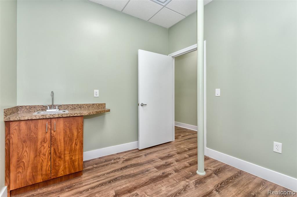 16841 Schaefer Highway, Detroit, MI 48235 — Photo 28