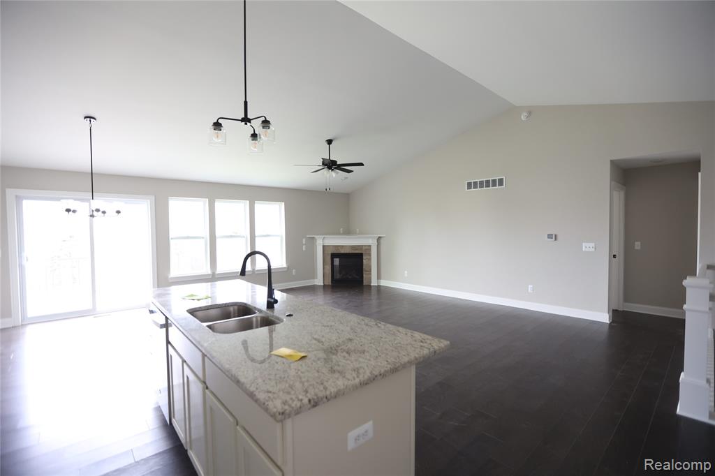 210 Canyon Creek Court, 2, Howell, MI 48843 — Photo 8