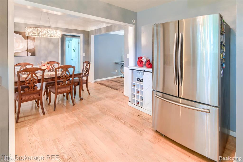 9223 Lapeer Road, Davison, MI 48423 — Photo 35
