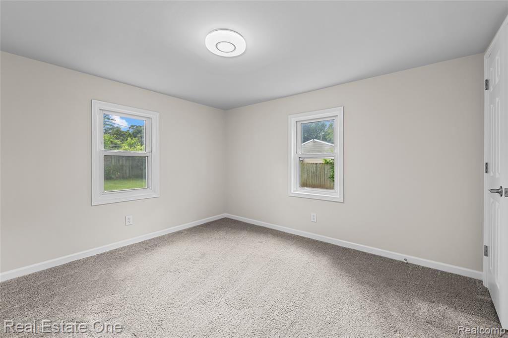 708 Birmingham Street, Lake Orion, MI 48362 — Photo 15
