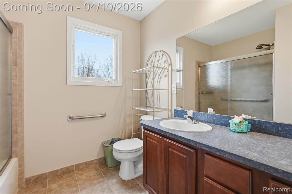 300 E Canford Park, Canton, MI 48187 — Photo 25