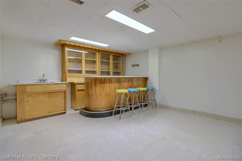 6511 Henry Ruff Road, Garden City, MI — Photo 26