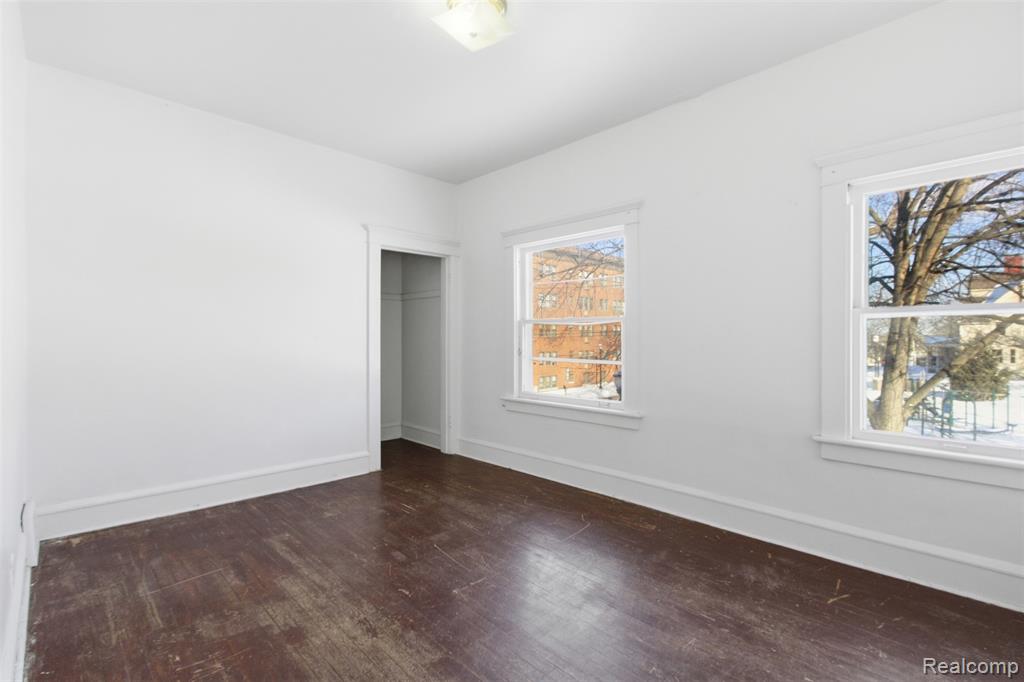 600 Greenwood Place, Jackson, MI 49203 — Photo 11