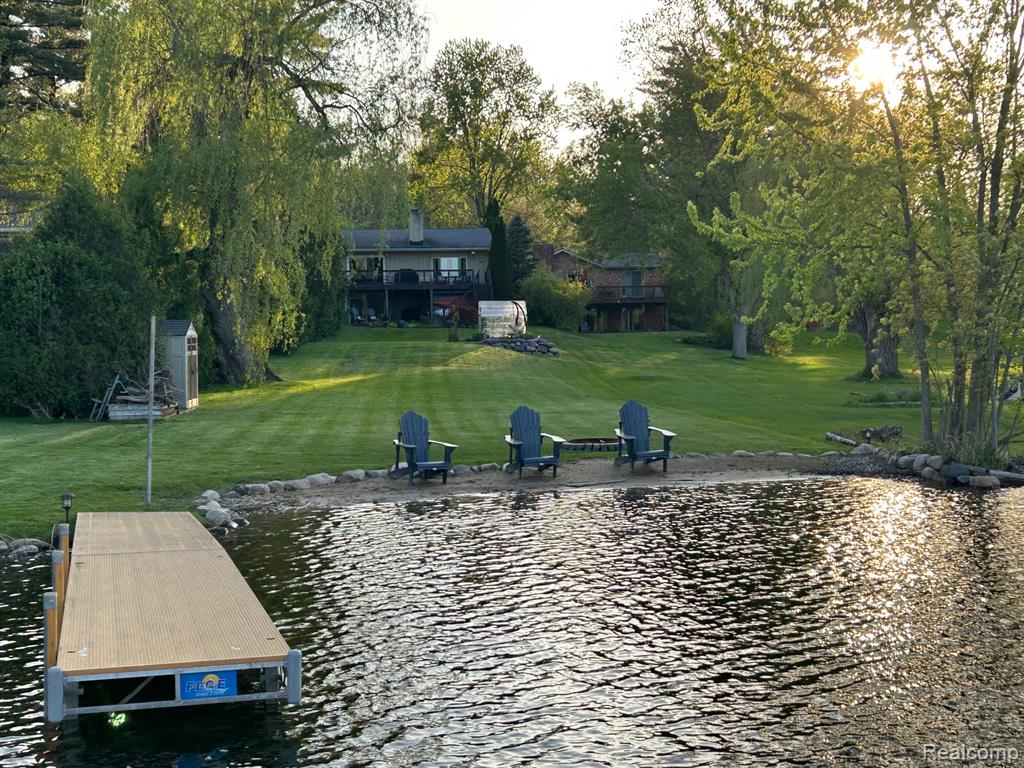 640 Sunset, White Lake, MI 48383 — Photo 9