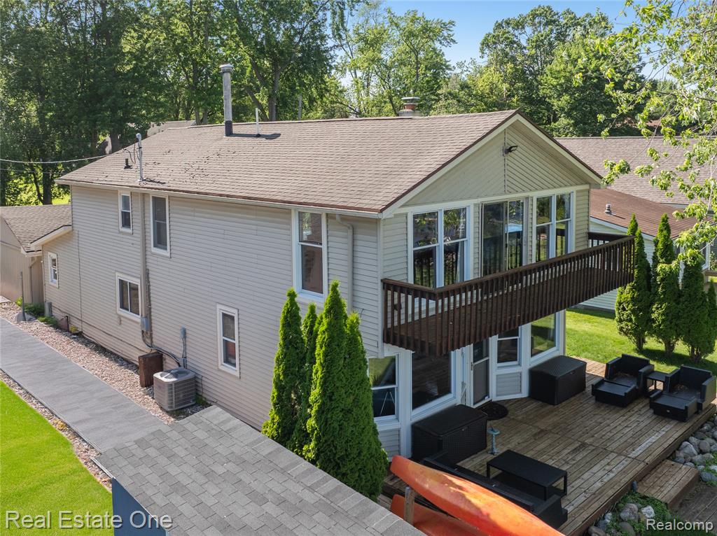 4825 Downing Drive, Pinckney, MI 48169 — Photo 33