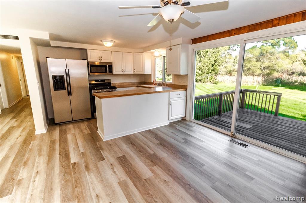 6208 Marathon Road, Otter Lake, MI 48464 — Photo 3