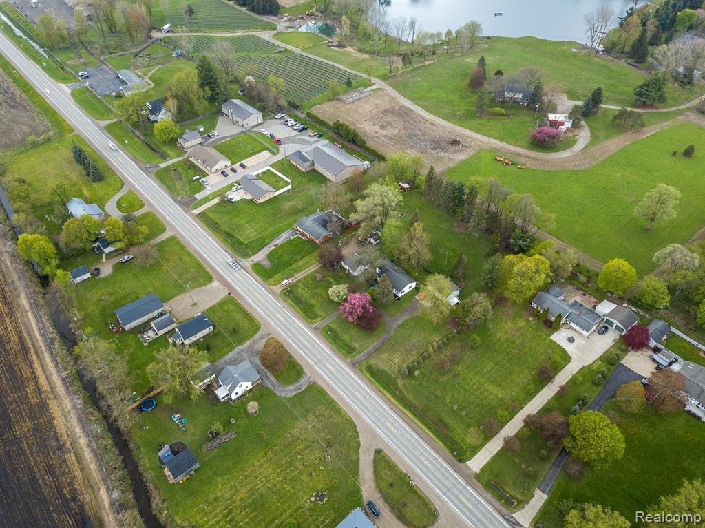 659 N VAN DYKE Road, Imlay City, MI 48444 — Photo 18