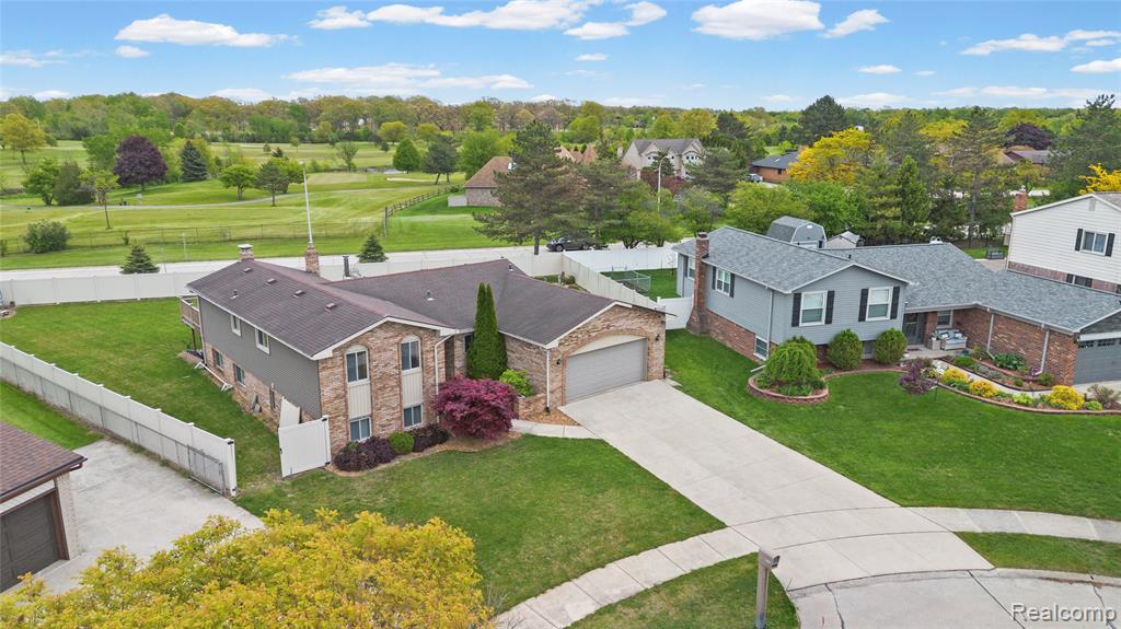 17621 Brentwood Drive, Riverview, MI 48193 — Photo 52