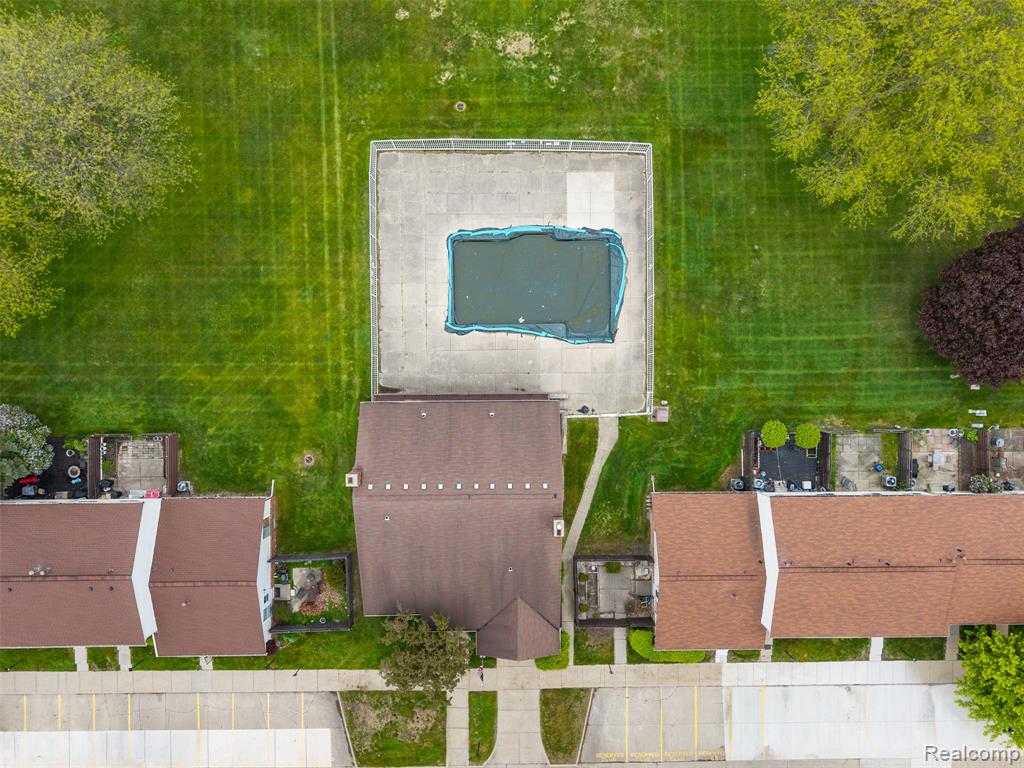 24525 Seaton Circuit E, 17, Warren, MI 48091 — Photo 32