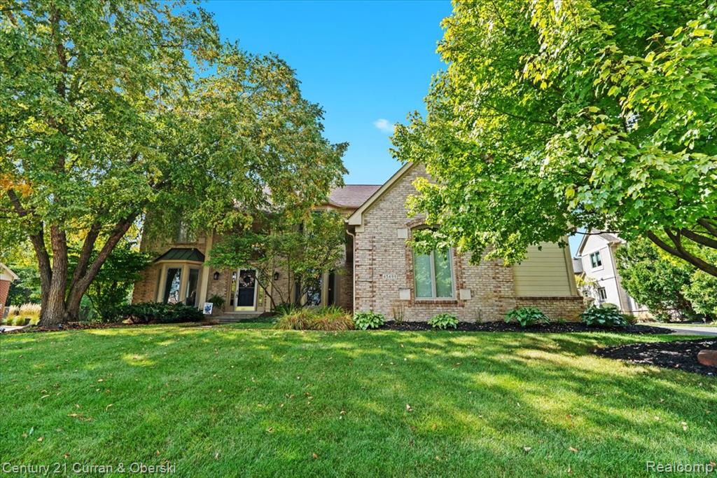 45499 Addington Lane, Novi, MI — front exterior
