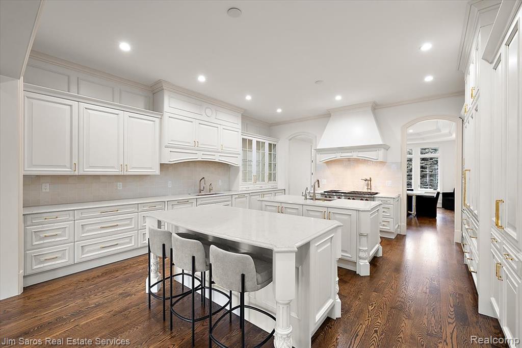 707 Lake Shore Road, Grosse Pointe Shores, MI 48236 — Photo 12