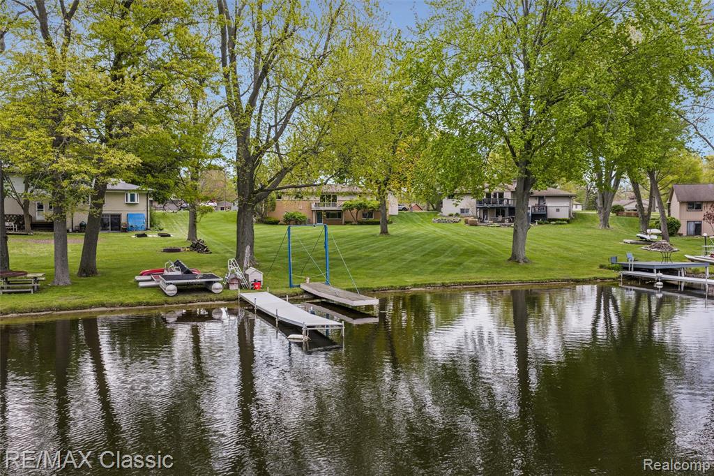 804 Bonita Drive, White Lake, MI 48383 — Photo 34