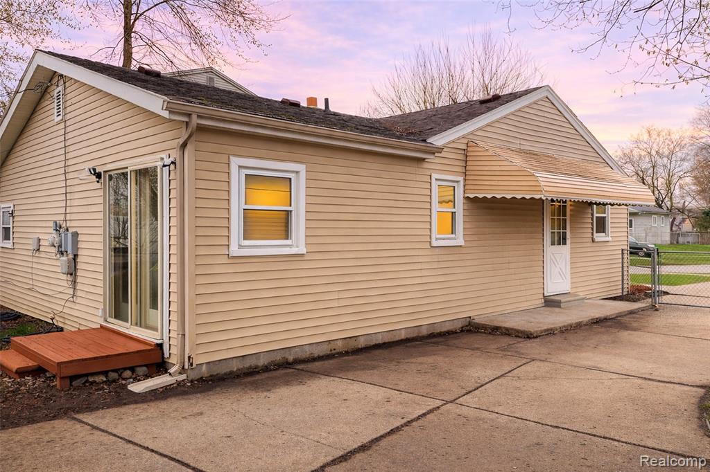 5961 Marvin Street, Taylor, MI 48180 — Photo 25