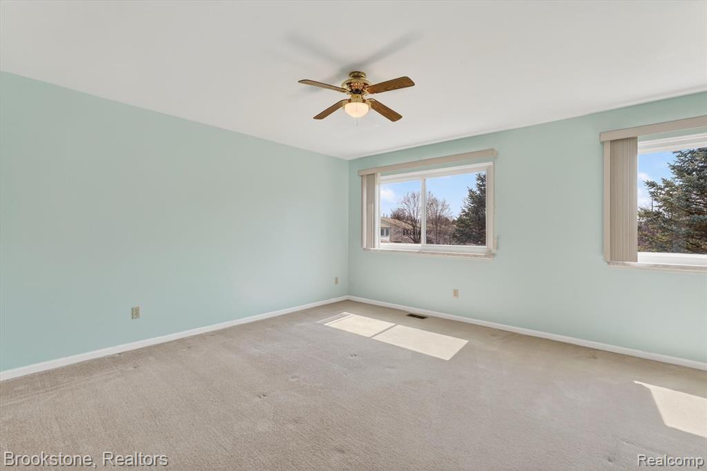 62401 Raleigh Court, 4, South Lyon, MI 48178 — Photo 11