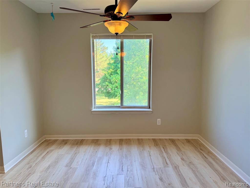 507 W Highland Road, 11, Howell, MI 48843 — Photo 7
