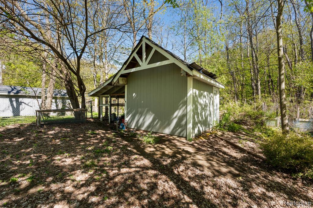 8306 Foster Road, Clarkston, MI — Photo 34