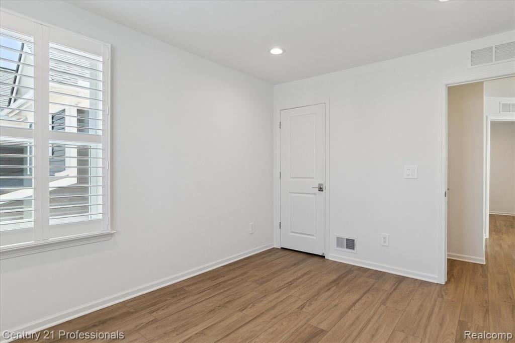 2843 DILLON Drive, Ann Arbor, MI 48105 — Photo 37