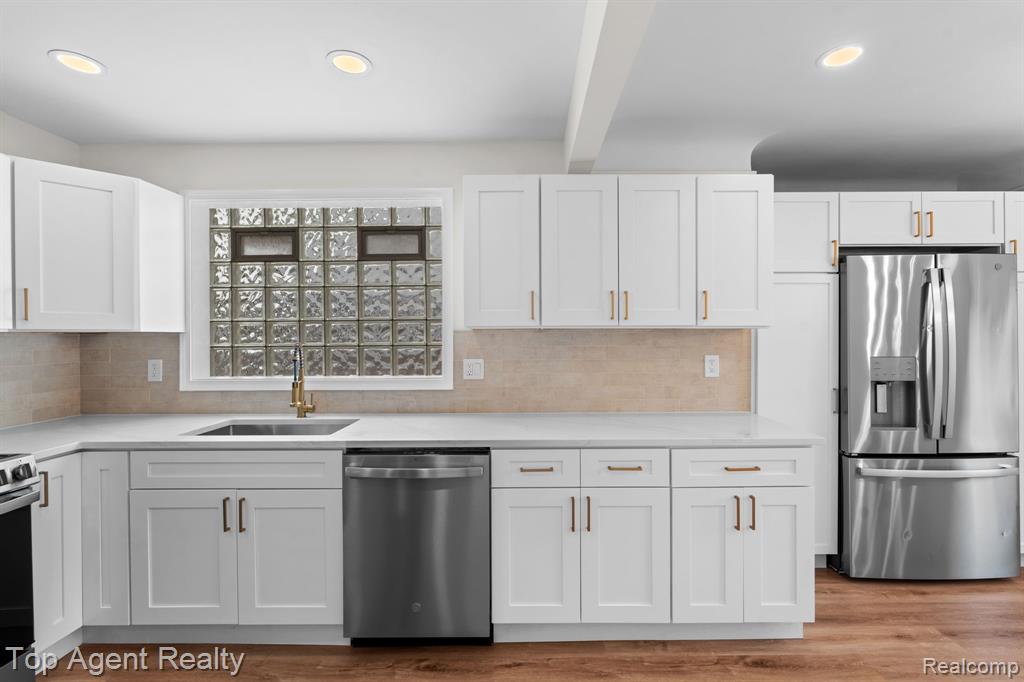16124 Fielding Street, Detroit, MI 48219 — Photo 4