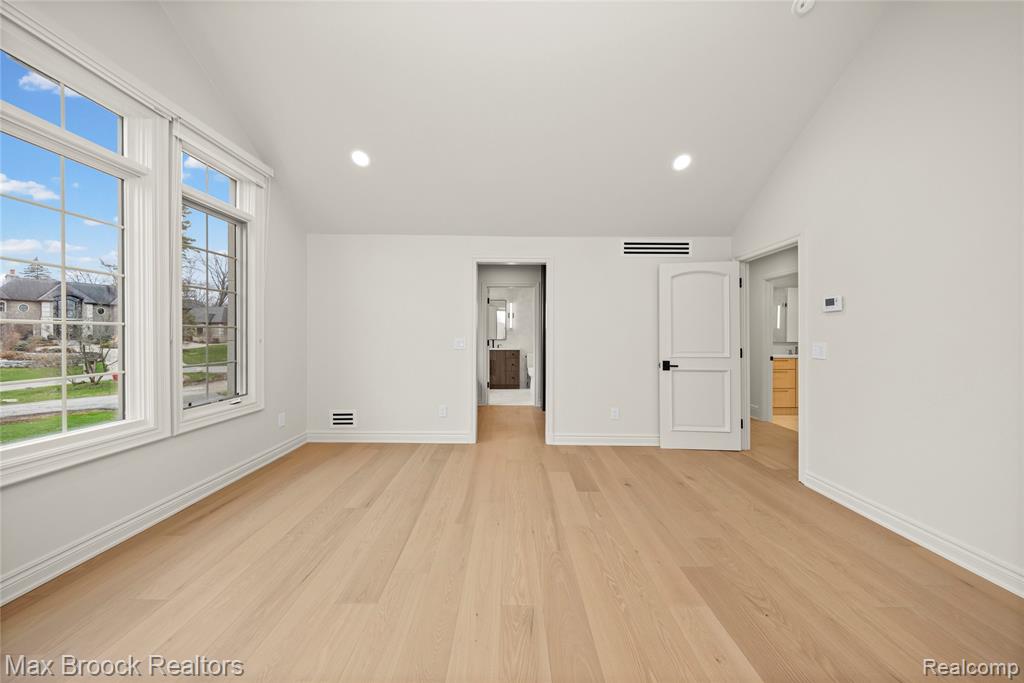 1888 W Tahquamenon Court, Bloomfield Hills, MI 48302 — Photo 48