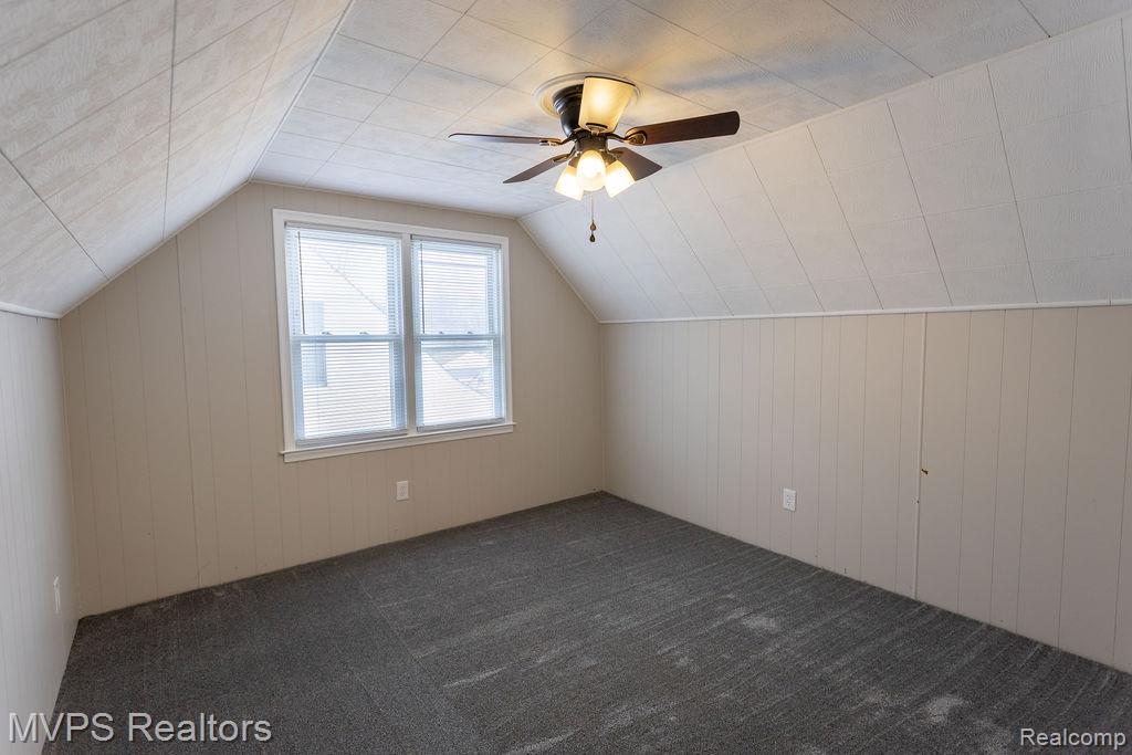 20220 Lancaster Street, Harper Woods, MI 48225 — Photo 11