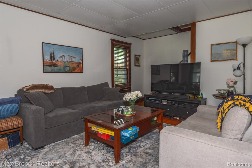 464 E CAMBOURNE Street, Ferndale, MI 48220 — Photo 13
