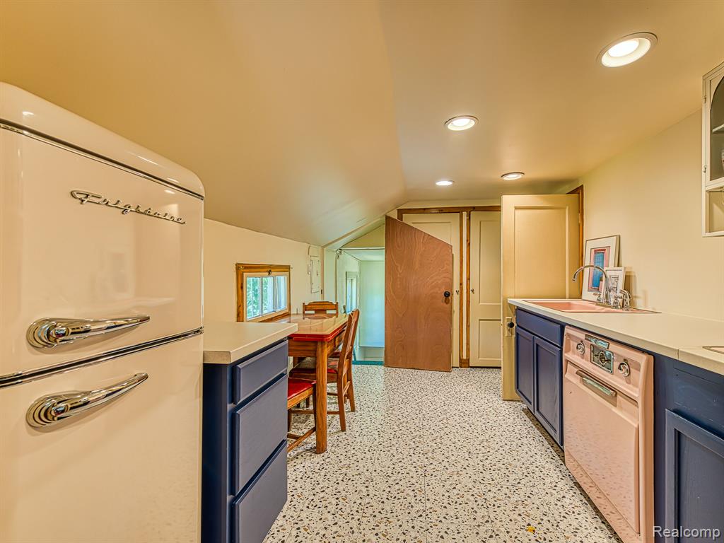 306 E Cross Street, Ypsilanti, MI 48198 — Photo 28