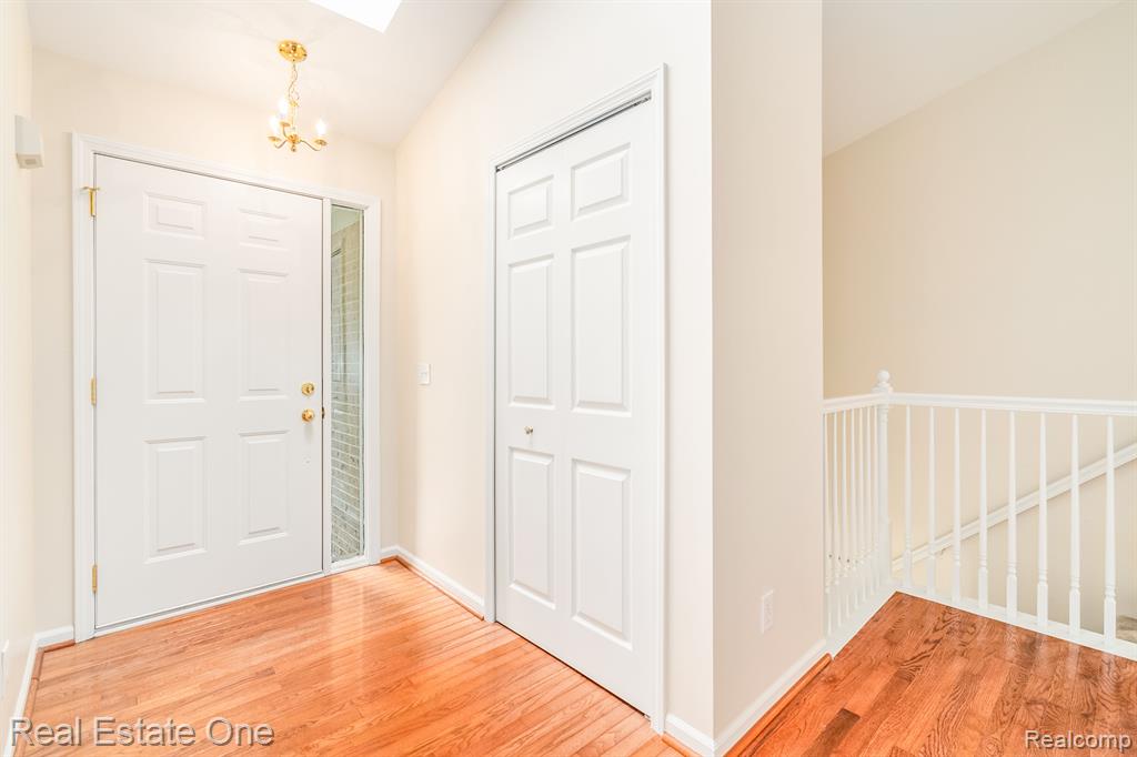41498 HAGGERTY WOODS Court, #8, Canton, MI 48187 — Photo 9