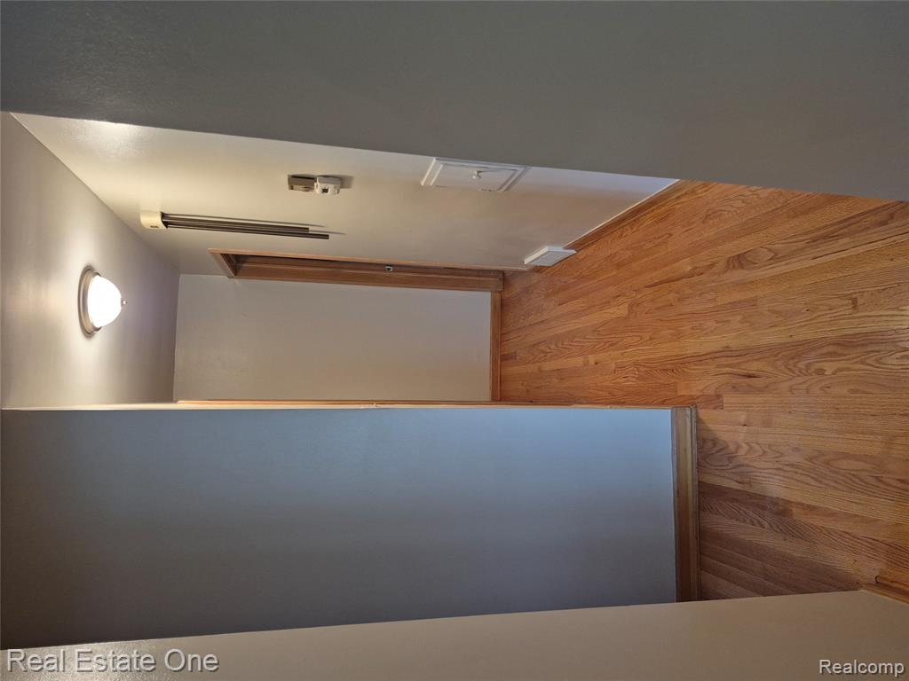 13688 Commonwealth Street, Southgate, MI 48195 — Photo 23