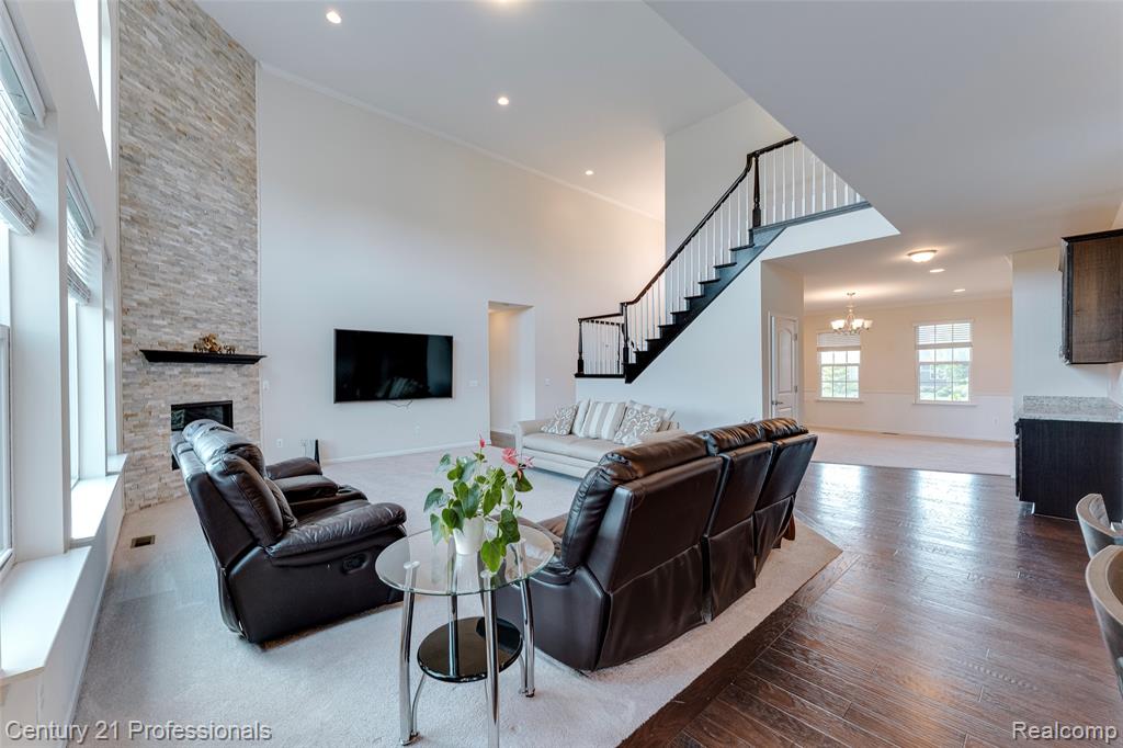 6776 Portsman Court, Canton, MI 48187 — Photo 43