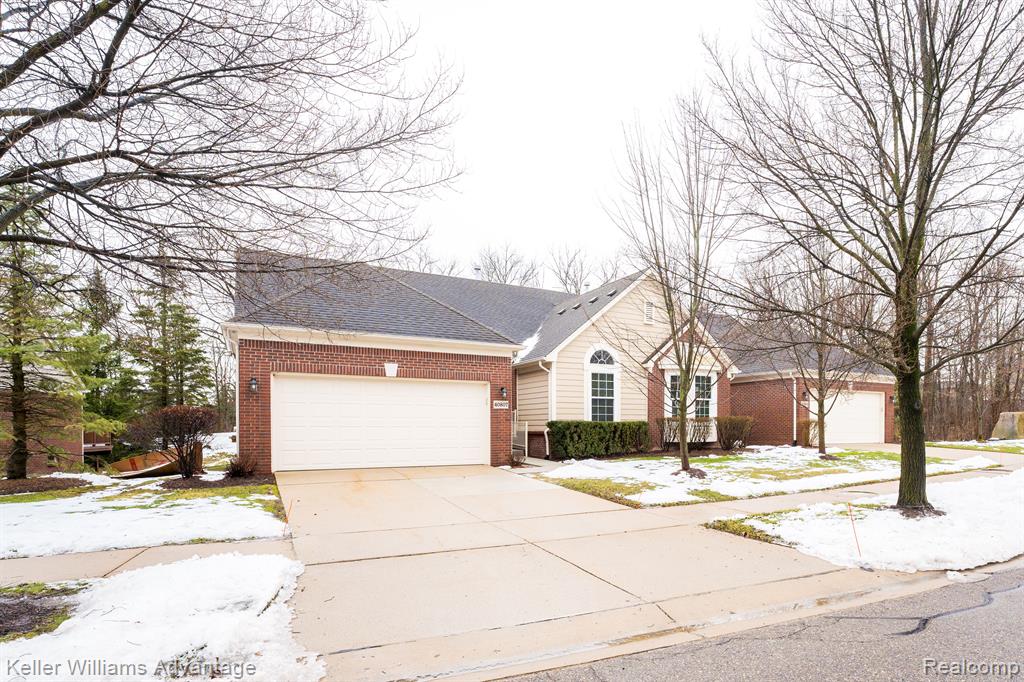 40807 Lenox Park Drive, Novi, MI 48377 — Photo 2
