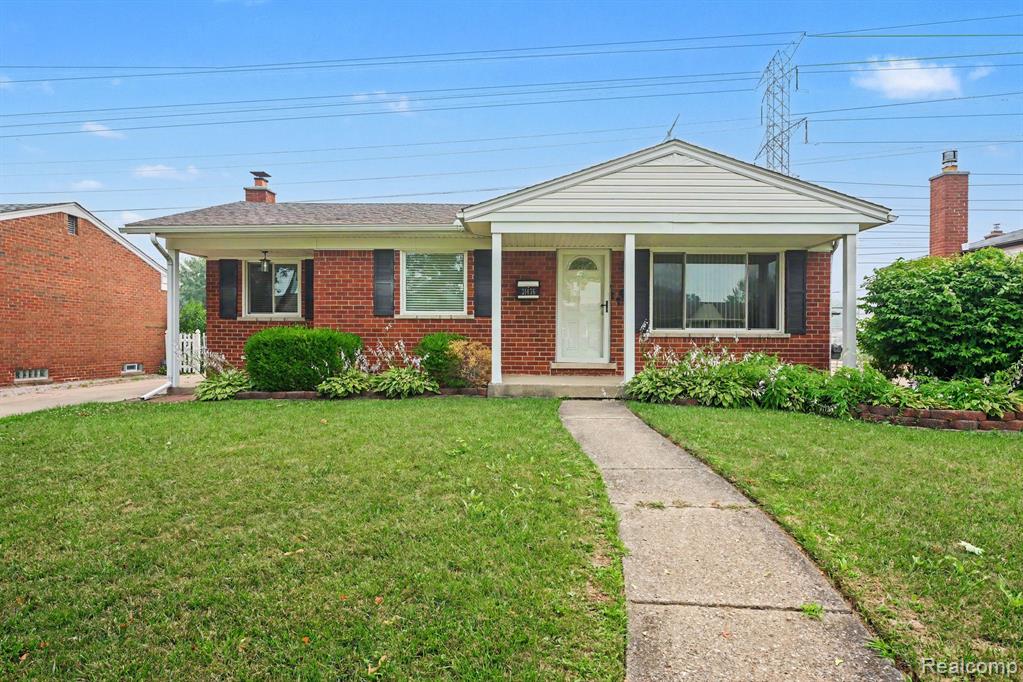 31436 Palomino Drive, Warren, MI 48093